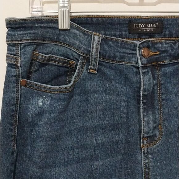 Judy Blue Jeans Women's Size 15/32 Relaxed Fit Denim Whiskering Distressed - Picture 10 of 16